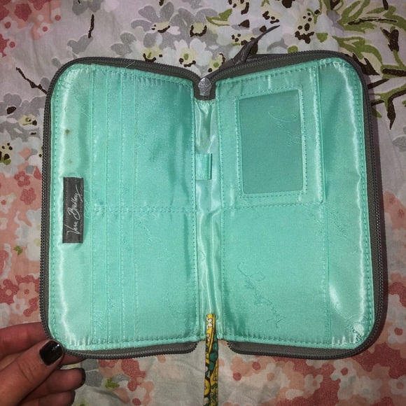 Vera Bradley Wristlet - Picture 3 of 3